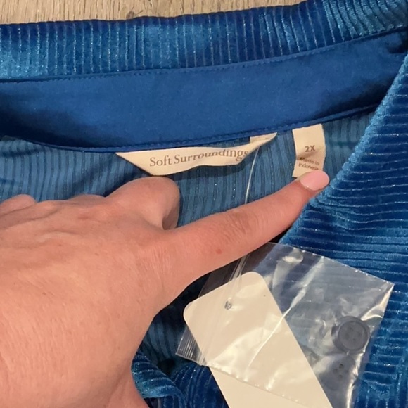 NWT Soft Surroundings Textured Velvet Boyfriend Blue Button Down Shirt Size 2X - Picture 2 of 11